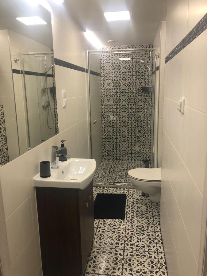 Blisko Teatru 2 Appartement Wałbrzych Buitenkant foto