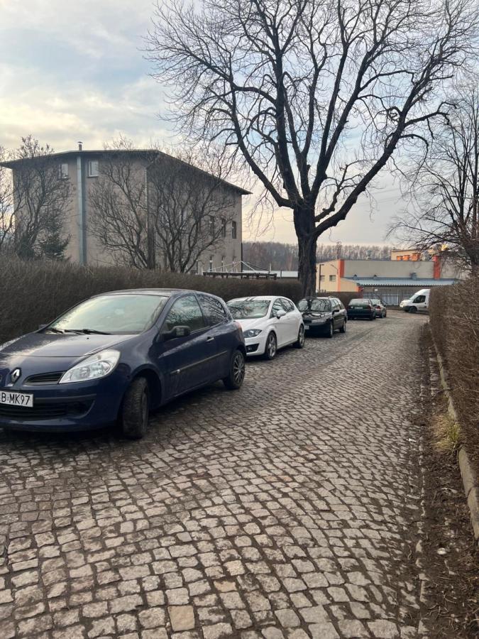 Blisko Teatru 2 Appartement Wałbrzych Buitenkant foto