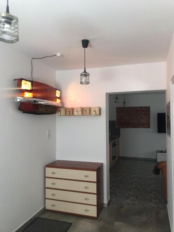Blisko Teatru 2 Appartement Wałbrzych Buitenkant foto